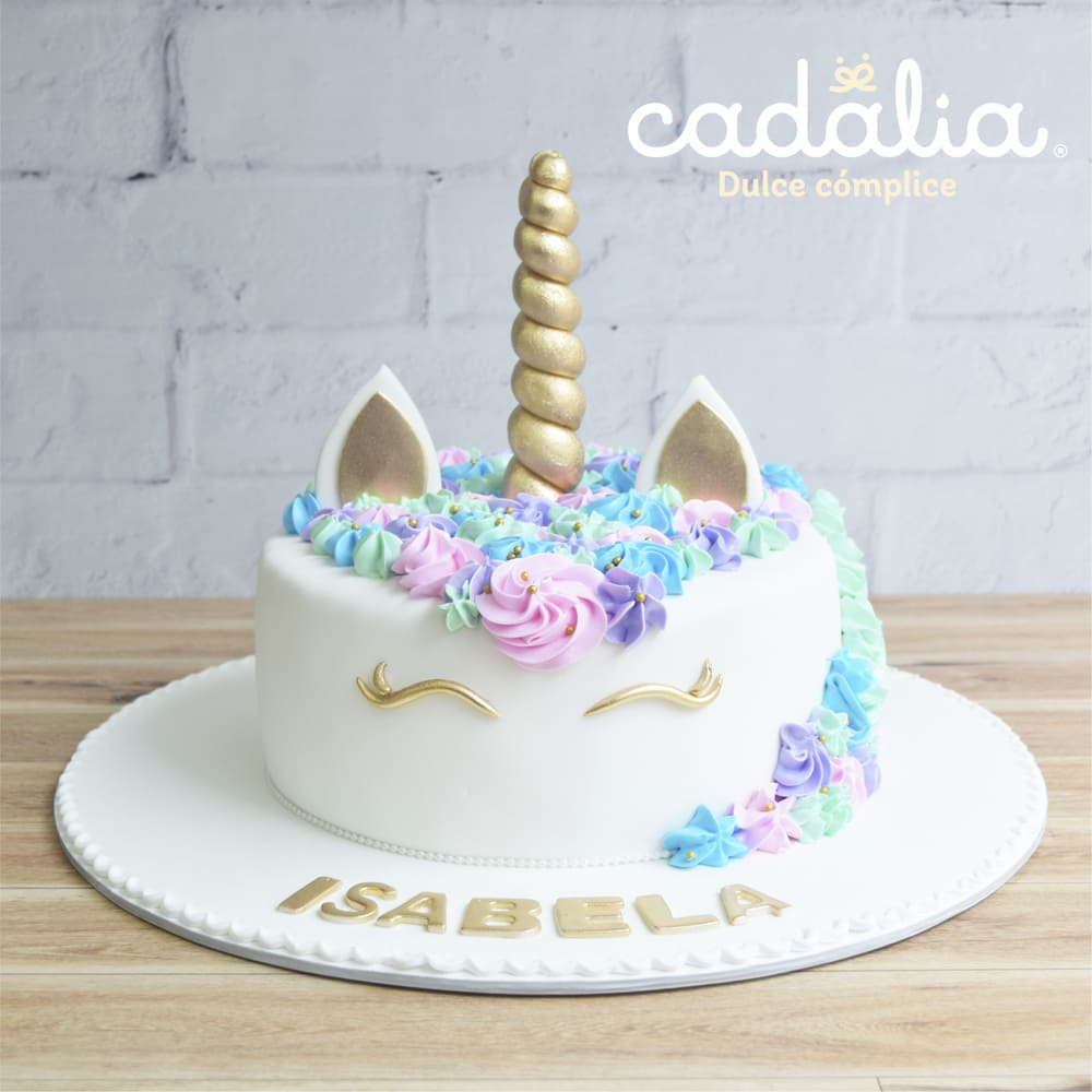 Torta Personalizada de Unicornio Cadalia nombre Isabela